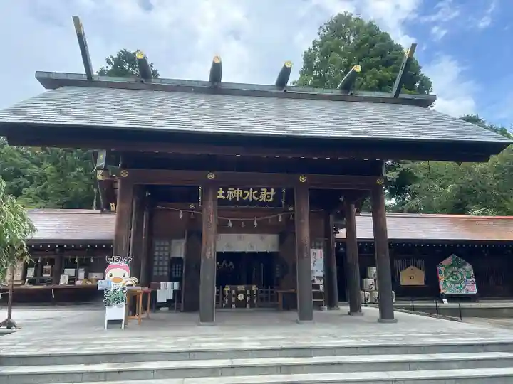 射水神社の本殿・本堂