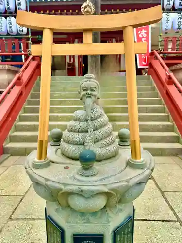 寛永寺不忍池弁天堂の鳥居