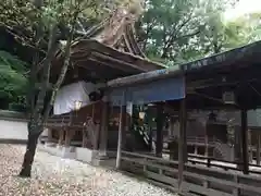 闘鶏神社の本殿