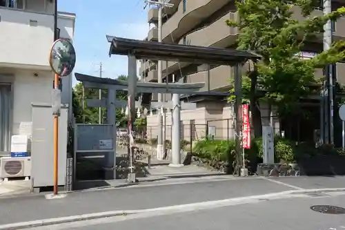 鴨神社の鳥居