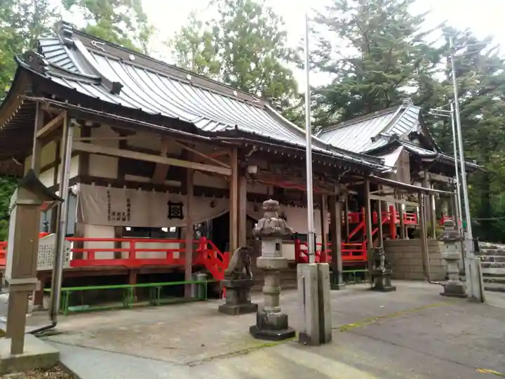 願満社の本殿・本堂