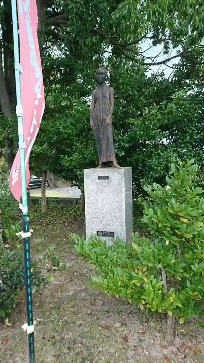 佐沼羽黒神社の像