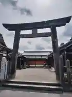 蛭子神社の{uncategorized: "未分類", other: "その他", undefined: "問題あり", building: "その他建物", grave: "お墓", sacred_gate: "鳥居", guardian: "狛犬", statue: "像", buddha: "仏像", history: "歴史", nature: "自然", garden: "庭園", animal: "動物", pagoda: "塔", temizu: "手水舎", mountain_gate: "山門・神門", sanctuary: "本殿・本堂", subordinate: "末社・摂社", art: "芸術", scenery: "景色", jizo: "地蔵", ema: "絵馬", goshuin: "御朱印", omikuji: "おみくじ", items: "授与品その他", amulet: "お守り", goshuincho: "御朱印帳", eats: "食事", festival: "お祭り", votive_dance: "神楽", shichigosan: "七五三参", wedding: "結婚式", experience: "体験その他", initially: "初詣", around: "周辺", anti_infection: "感染症対策"}