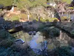 覚林房の庭園