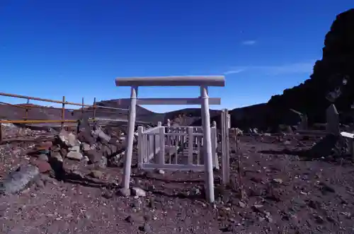 富士山頂上浅間大社奥宮(静岡県)