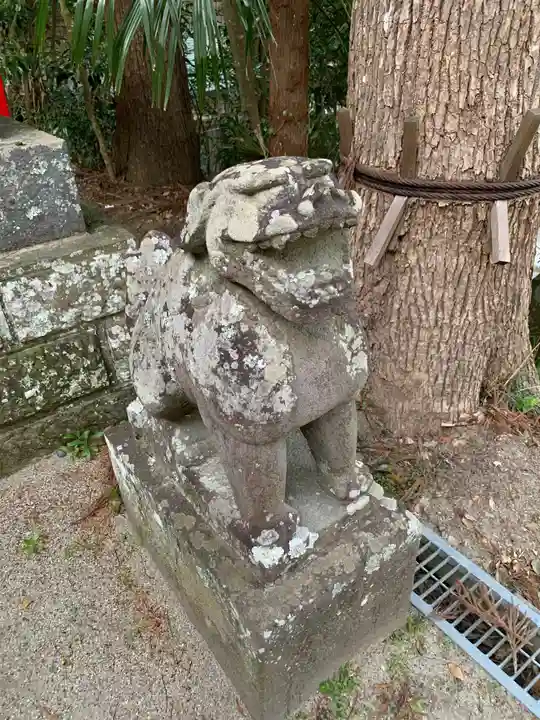 高瀧神社の狛犬