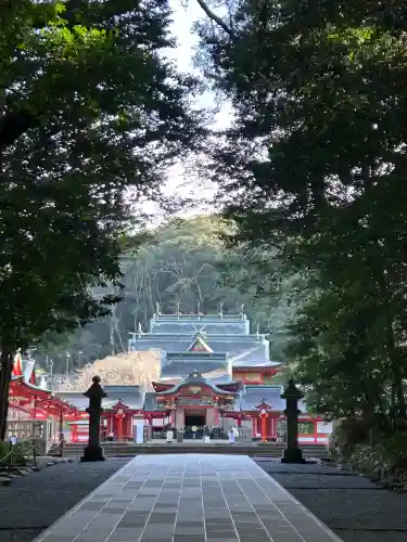 霧島神宮の{uncategorized: "未分類", other: "その他", undefined: "問題あり", building: "その他建物", grave: "お墓", sacred_gate: "鳥居", guardian: "狛犬", statue: "像", buddha: "仏像", history: "歴史", nature: "自然", garden: "庭園", animal: "動物", pagoda: "塔", temizu: "手水舎", mountain_gate: "山門・神門", sanctuary: "本殿・本堂", subordinate: "末社・摂社", art: "芸術", scenery: "景色", jizo: "地蔵", ema: "絵馬", goshuin: "御朱印", omikuji: "おみくじ", items: "授与品その他", amulet: "お守り", goshuincho: "御朱印帳", eats: "食事", festival: "お祭り", votive_dance: "神楽", shichigosan: "七五三参", wedding: "結婚式", experience: "体験その他", initially: "初詣", around: "周辺", anti_infection: "感染症対策"}