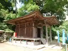 寺野薬師堂の本殿