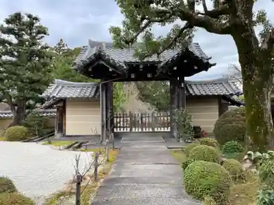 正法寺の山門・神門
