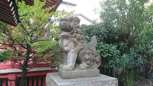 秋葉神社の狛犬
