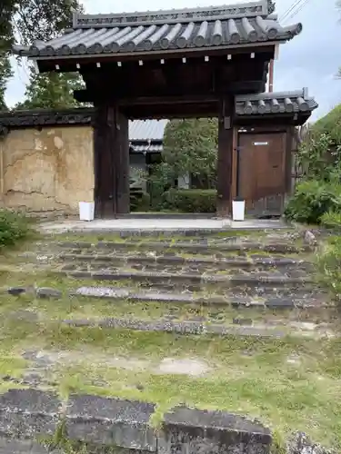西方院の山門・神門