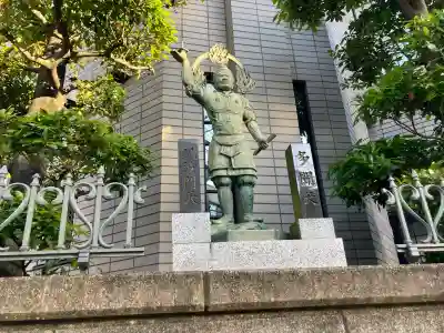 妙遠寺の{uncategorized: "未分類", other: "その他", undefined: "問題あり", building: "その他建物", grave: "お墓", sacred_gate: "鳥居", guardian: "狛犬", statue: "像", buddha: "仏像", history: "歴史", nature: "自然", garden: "庭園", animal: "動物", pagoda: "塔", temizu: "手水舎", mountain_gate: "山門・神門", sanctuary: "本殿・本堂", subordinate: "末社・摂社", art: "芸術", scenery: "景色", jizo: "地蔵", ema: "絵馬", goshuin: "御朱印", omikuji: "おみくじ", items: "授与品その他", amulet: "お守り", goshuincho: "御朱印帳", eats: "食事", festival: "お祭り", votive_dance: "神楽", shichigosan: "七五三参", wedding: "結婚式", experience: "体験その他", initially: "初詣", around: "周辺", anti_infection: "感染症対策"}