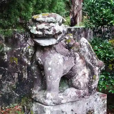 潮見神社の狛犬