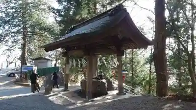 新倉富士浅間神社の手水舎