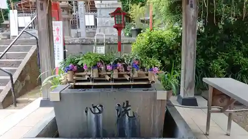 瀬戸神社の手水舎