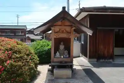 玉泉寺の地蔵