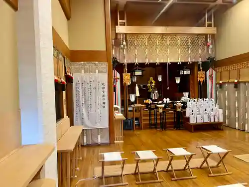 烏森神社の本殿・本堂