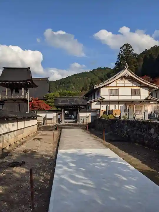 慈恩護国禅寺の山門・神門