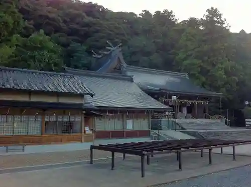 石見国一宮　物部神社の本殿