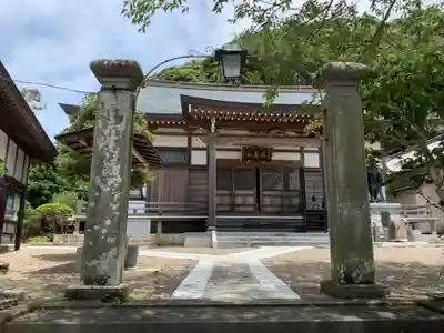 観音寺の本殿・本堂