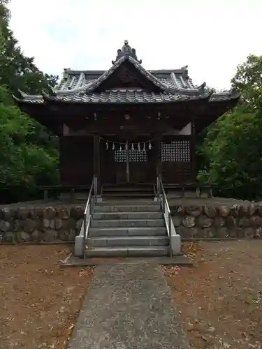 高負彦根神社の本殿