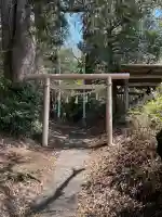 石楯尾神社の{uncategorized: "未分類", other: "その他", undefined: "問題あり", building: "その他建物", grave: "お墓", sacred_gate: "鳥居", guardian: "狛犬", statue: "像", buddha: "仏像", history: "歴史", nature: "自然", garden: "庭園", animal: "動物", pagoda: "塔", temizu: "手水舎", mountain_gate: "山門・神門", sanctuary: "本殿・本堂", subordinate: "末社・摂社", art: "芸術", scenery: "景色", jizo: "地蔵", ema: "絵馬", goshuin: "御朱印", omikuji: "おみくじ", items: "授与品その他", amulet: "お守り", goshuincho: "御朱印帳", eats: "食事", festival: "お祭り", votive_dance: "神楽", shichigosan: "七五三参", wedding: "結婚式", experience: "体験その他", initially: "初詣", around: "周辺", anti_infection: "感染症対策"}