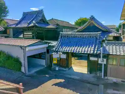 唯願寺の山門・神門