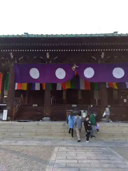 大念佛寺の本殿・本堂