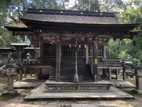 小野神社の本殿