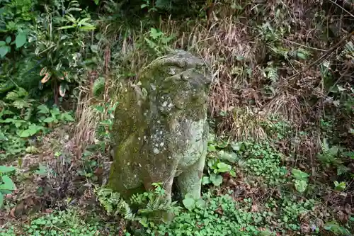 白鳥神社の狛犬