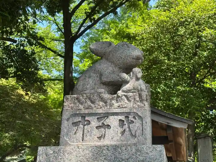 調神社の{uncategorized: "未分類", other: "その他", undefined: "問題あり", building: "その他建物", grave: "お墓", sacred_gate: "鳥居", guardian: "狛犬", statue: "像", buddha: "仏像", history: "歴史", nature: "自然", garden: "庭園", animal: "動物", pagoda: "塔", temizu: "手水舎", mountain_gate: "山門・神門", sanctuary: "本殿・本堂", subordinate: "末社・摂社", art: "芸術", scenery: "景色", jizo: "地蔵", ema: "絵馬", goshuin: "御朱印", omikuji: "おみくじ", items: "授与品その他", amulet: "お守り", goshuincho: "御朱印帳", eats: "食事", festival: "お祭り", votive_dance: "神楽", shichigosan: "七五三参", wedding: "結婚式", experience: "体験その他", initially: "初詣", around: "周辺", anti_infection: "感染症対策"}