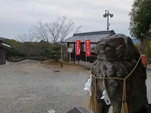 八幡神社（志方八幡神社）の狛犬