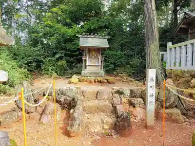 東之宮社の末社・摂社