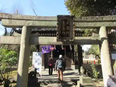 三囲神社の鳥居