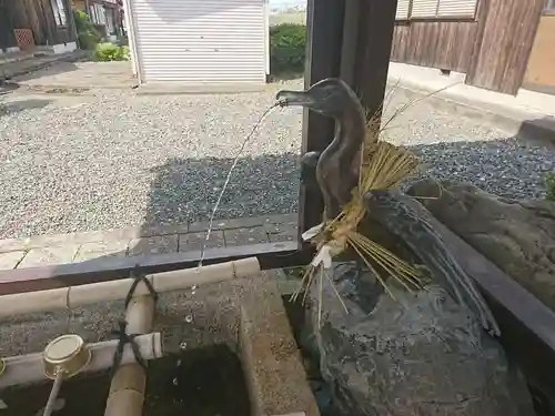 宇波西神社の手水舎