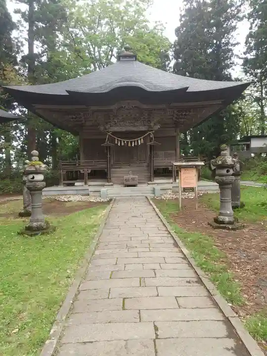 出羽神社(出羽三山神社)~三神合祭殿~(山形県)