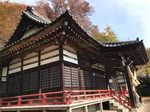 山八幡神社の本殿