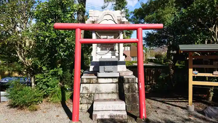 高尾山穂見神社の末社・摂社