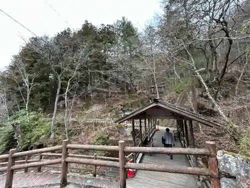 文殊堂の{uncategorized: "未分類", other: "その他", undefined: "問題あり", building: "その他建物", grave: "お墓", sacred_gate: "鳥居", guardian: "狛犬", statue: "像", buddha: "仏像", history: "歴史", nature: "自然", garden: "庭園", animal: "動物", pagoda: "塔", temizu: "手水舎", mountain_gate: "山門・神門", sanctuary: "本殿・本堂", subordinate: "末社・摂社", art: "芸術", scenery: "景色", jizo: "地蔵", ema: "絵馬", goshuin: "御朱印", omikuji: "おみくじ", items: "授与品その他", amulet: "お守り", goshuincho: "御朱印帳", eats: "食事", festival: "お祭り", votive_dance: "神楽", shichigosan: "七五三参", wedding: "結婚式", experience: "体験その他", initially: "初詣", around: "周辺", anti_infection: "感染症対策"}