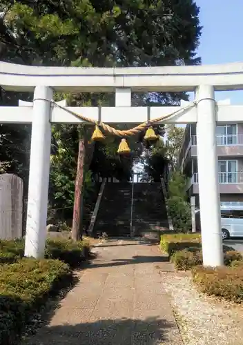 中氷川神社の鳥居