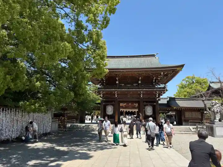 寒川神社の{uncategorized: "未分類", other: "その他", undefined: "問題あり", building: "その他建物", grave: "お墓", sacred_gate: "鳥居", guardian: "狛犬", statue: "像", buddha: "仏像", history: "歴史", nature: "自然", garden: "庭園", animal: "動物", pagoda: "塔", temizu: "手水舎", mountain_gate: "山門・神門", sanctuary: "本殿・本堂", subordinate: "末社・摂社", art: "芸術", scenery: "景色", jizo: "地蔵", ema: "絵馬", goshuin: "御朱印", omikuji: "おみくじ", items: "授与品その他", amulet: "お守り", goshuincho: "御朱印帳", eats: "食事", festival: "お祭り", votive_dance: "神楽", shichigosan: "七五三参", wedding: "結婚式", experience: "体験その他", initially: "初詣", around: "周辺", anti_infection: "感染症対策"}