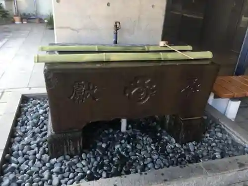 北谷稲荷神社の手水舎