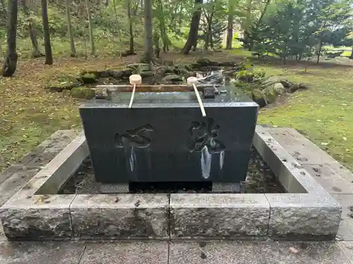 音更神社の手水舎