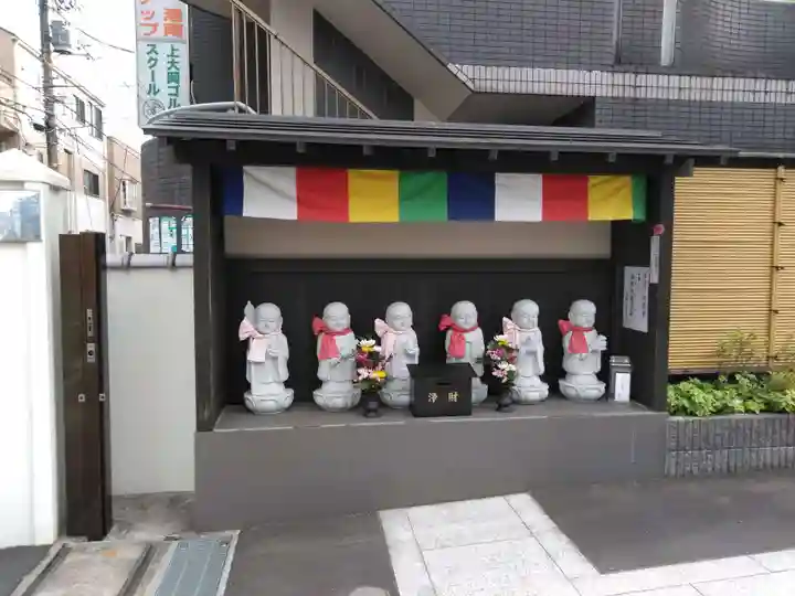 佛願寺 横浜別院の地蔵