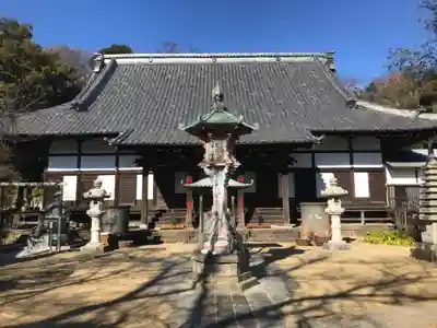 金蔵寺の本殿・本堂
