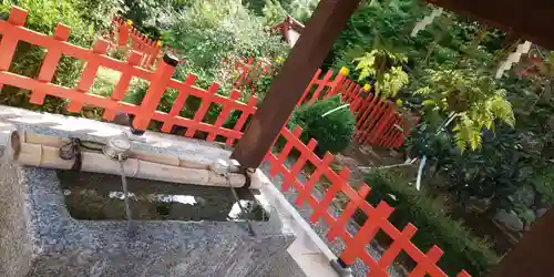 建勲神社の手水舎