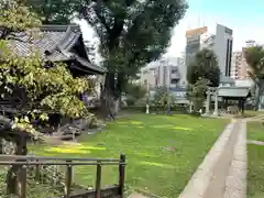 西向天神社の建物その他