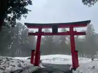 出羽神社(出羽三山神社)~三神合祭殿~の{uncategorized: "未分類", other: "その他", undefined: "問題あり", building: "その他建物", grave: "お墓", sacred_gate: "鳥居", guardian: "狛犬", statue: "像", buddha: "仏像", history: "歴史", nature: "自然", garden: "庭園", animal: "動物", pagoda: "塔", temizu: "手水舎", mountain_gate: "山門・神門", sanctuary: "本殿・本堂", subordinate: "末社・摂社", art: "芸術", scenery: "景色", jizo: "地蔵", ema: "絵馬", goshuin: "御朱印", omikuji: "おみくじ", items: "授与品その他", amulet: "お守り", goshuincho: "御朱印帳", eats: "食事", festival: "お祭り", votive_dance: "神楽", shichigosan: "七五三参", wedding: "結婚式", experience: "体験その他", initially: "初詣", around: "周辺", anti_infection: "感染症対策"}