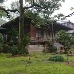 昌光律寺の本殿