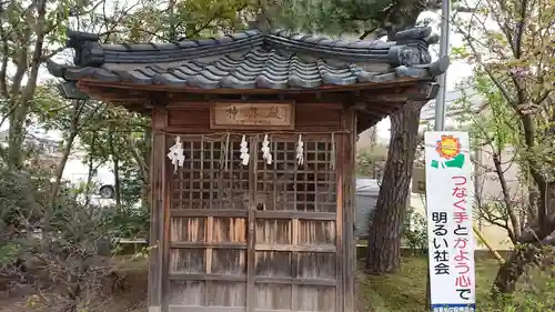 三社神社の建物その他